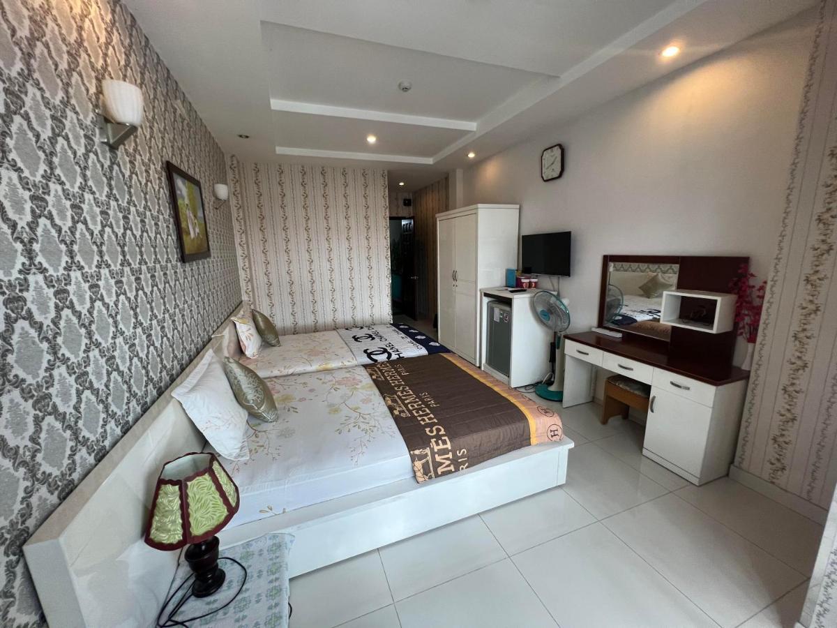Redflower Hotel Ho Chi Minh City Exterior photo