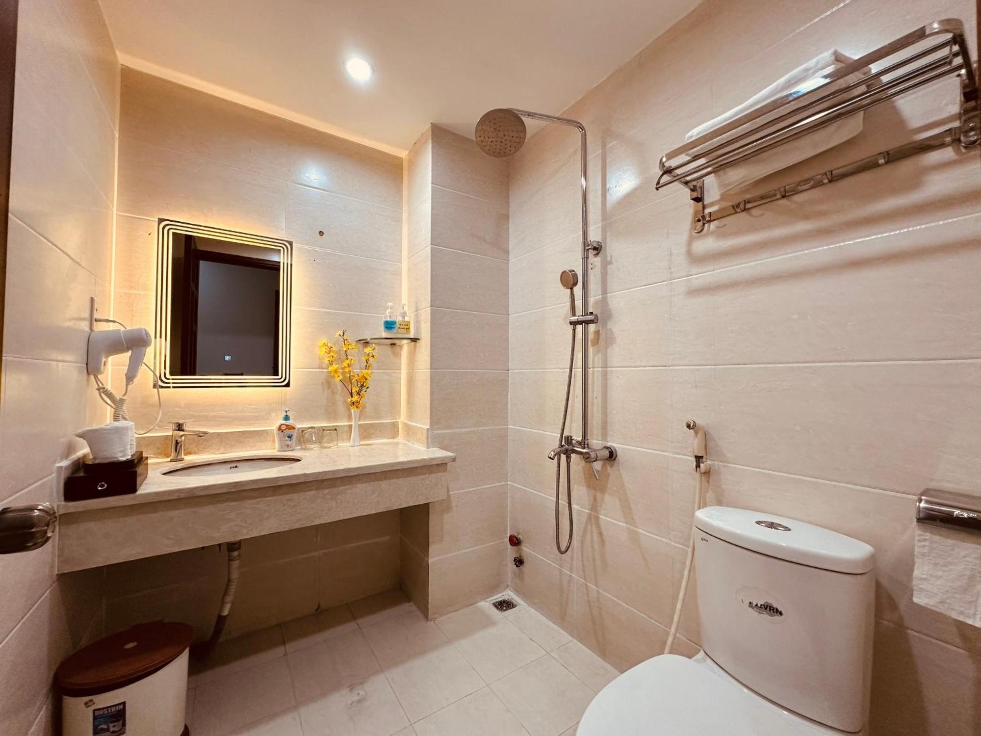 Redflower Hotel Ho Chi Minh City Exterior photo