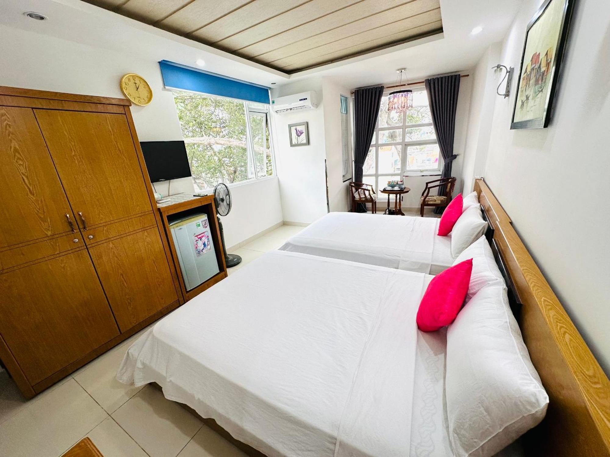 Redflower Hotel Ho Chi Minh City Exterior photo
