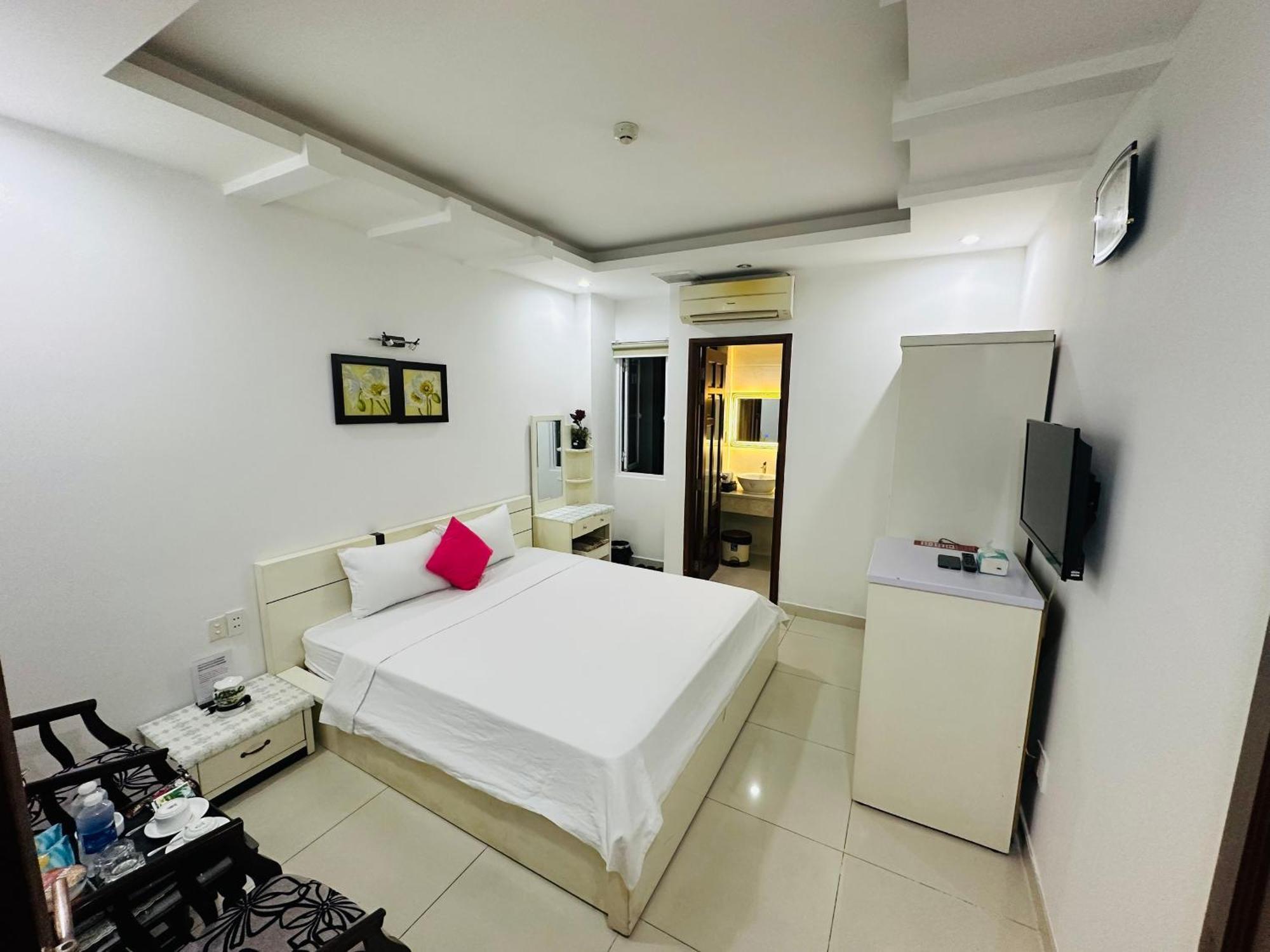 Redflower Hotel Ho Chi Minh City Exterior photo