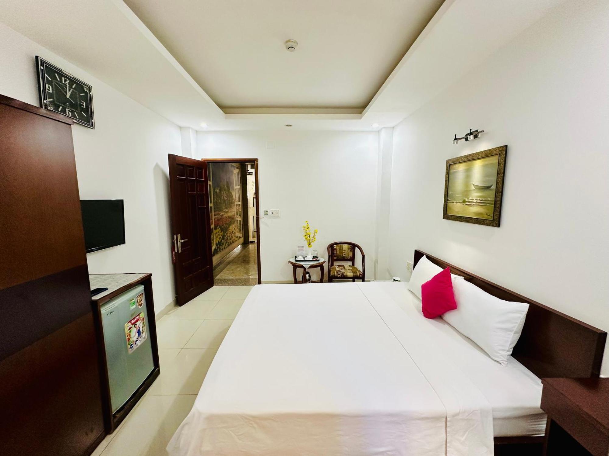 Redflower Hotel Ho Chi Minh City Exterior photo