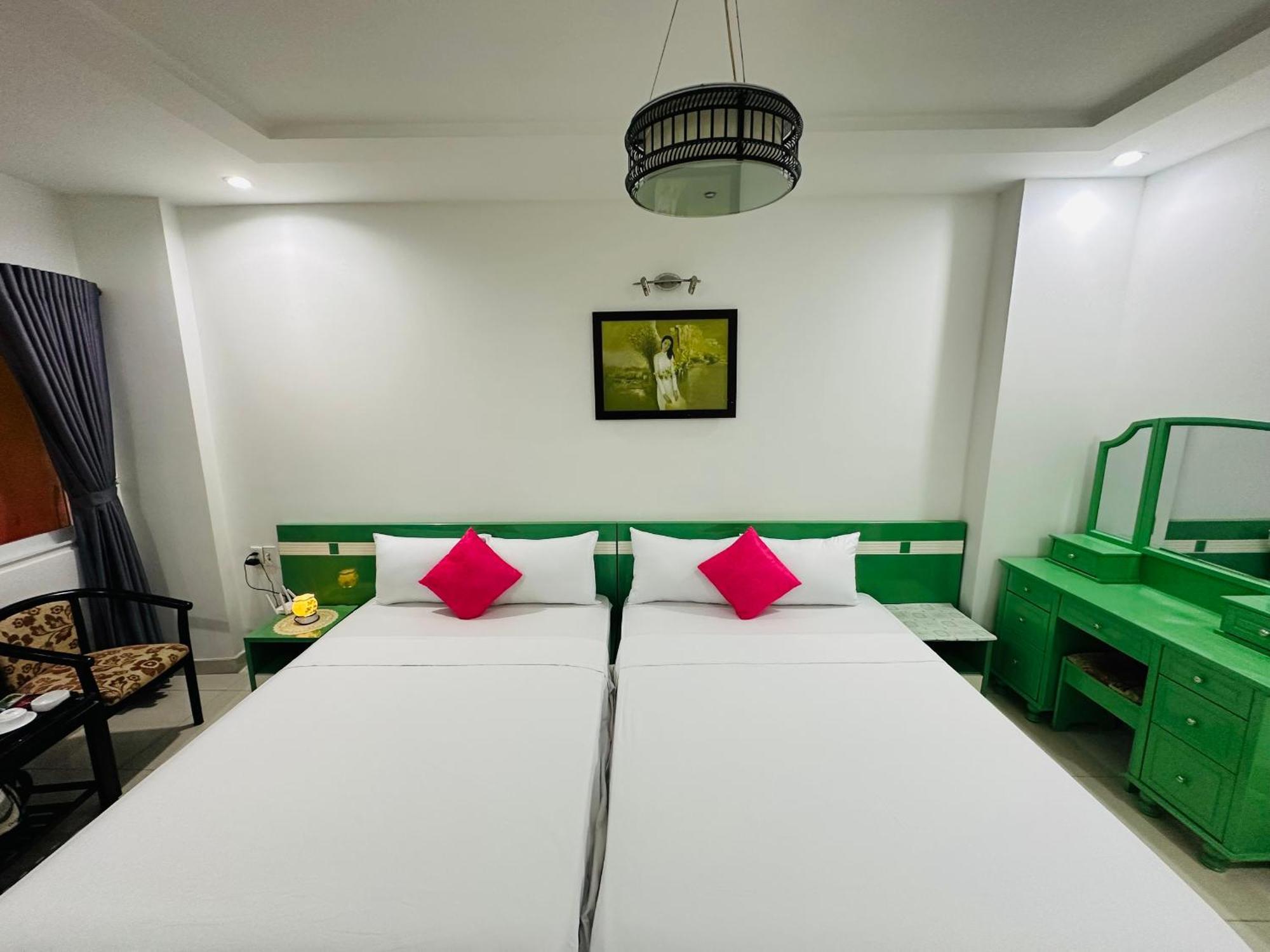 Redflower Hotel Ho Chi Minh City Exterior photo