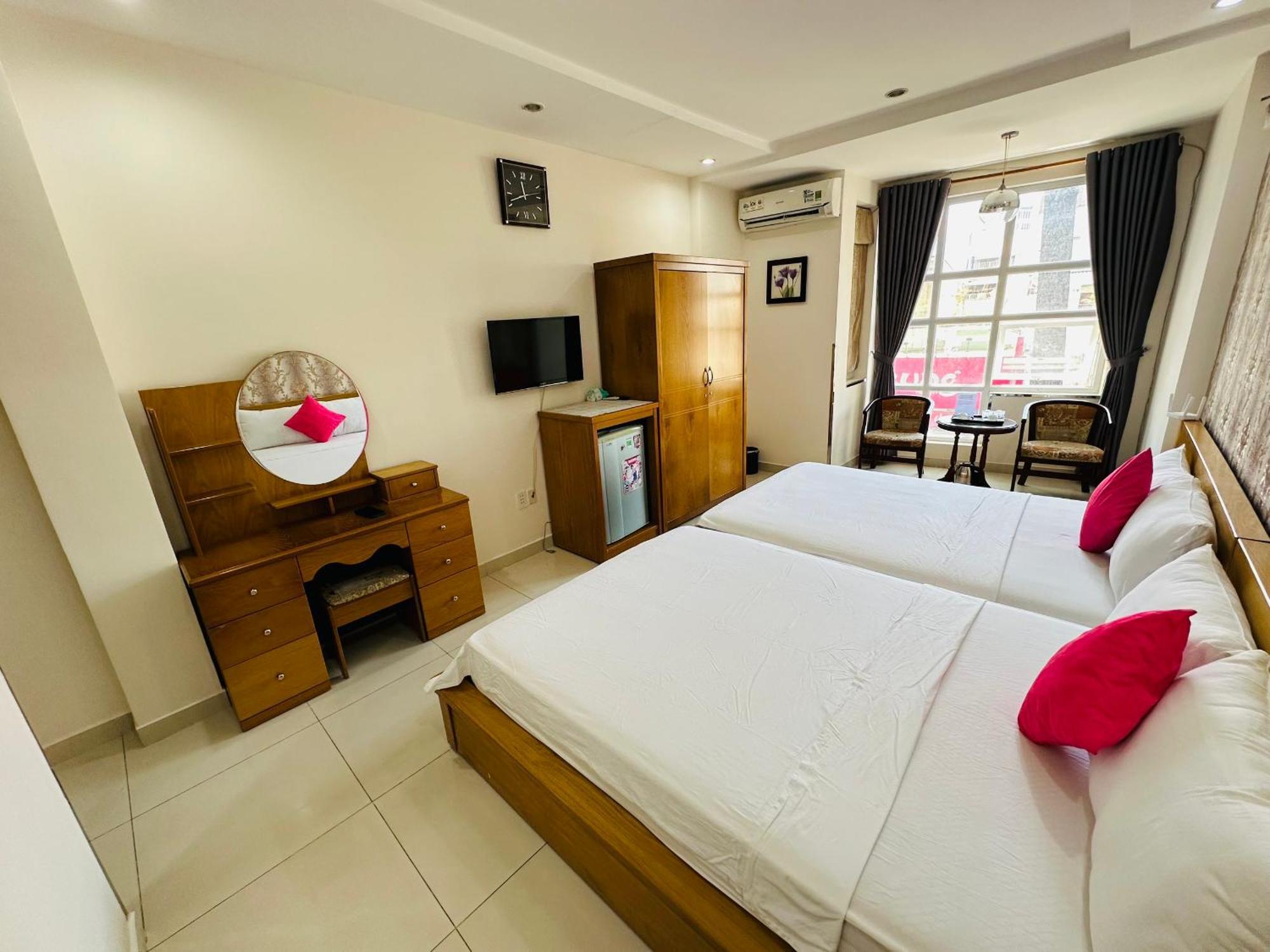 Redflower Hotel Ho Chi Minh City Exterior photo