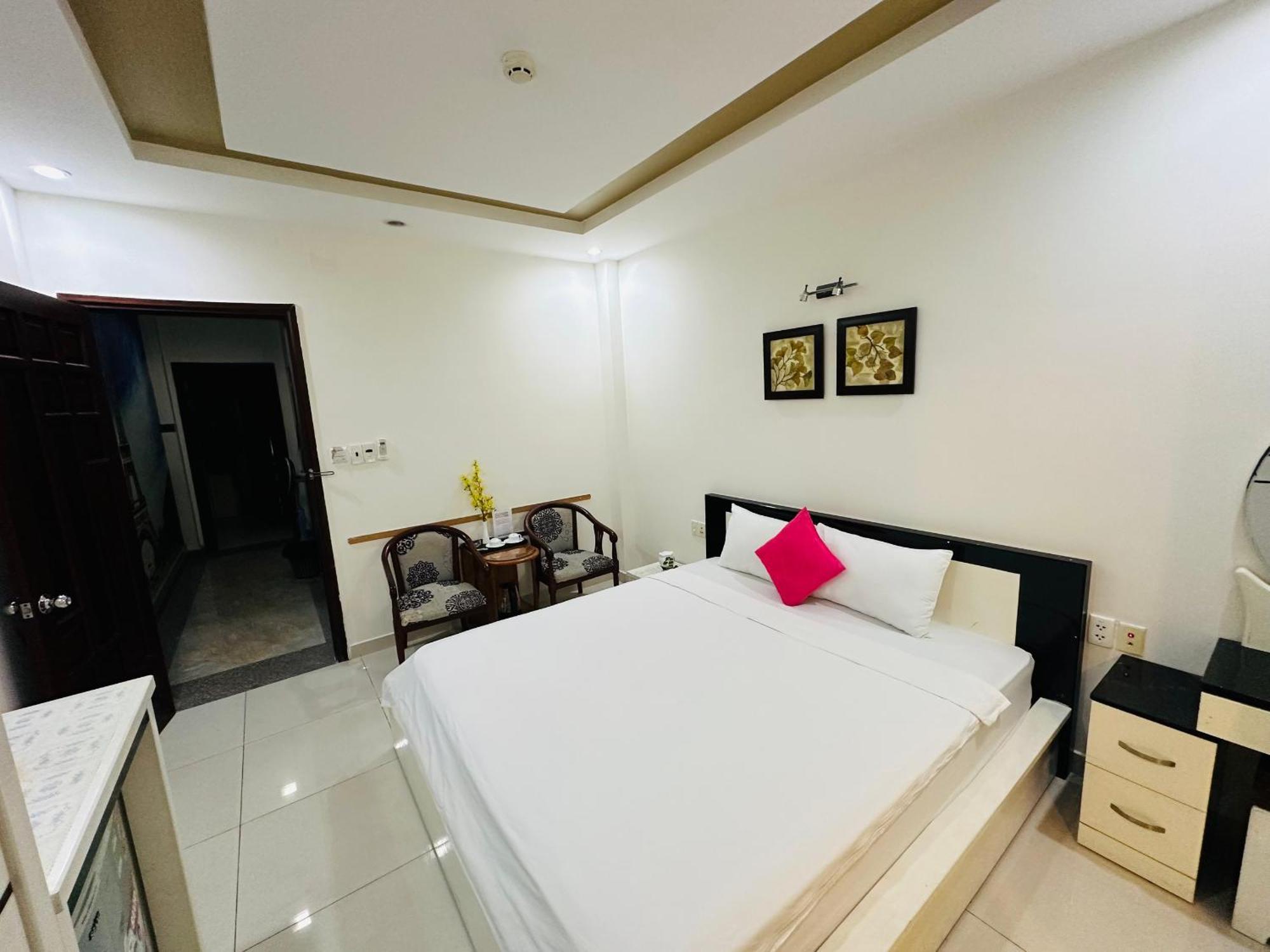 Redflower Hotel Ho Chi Minh City Exterior photo