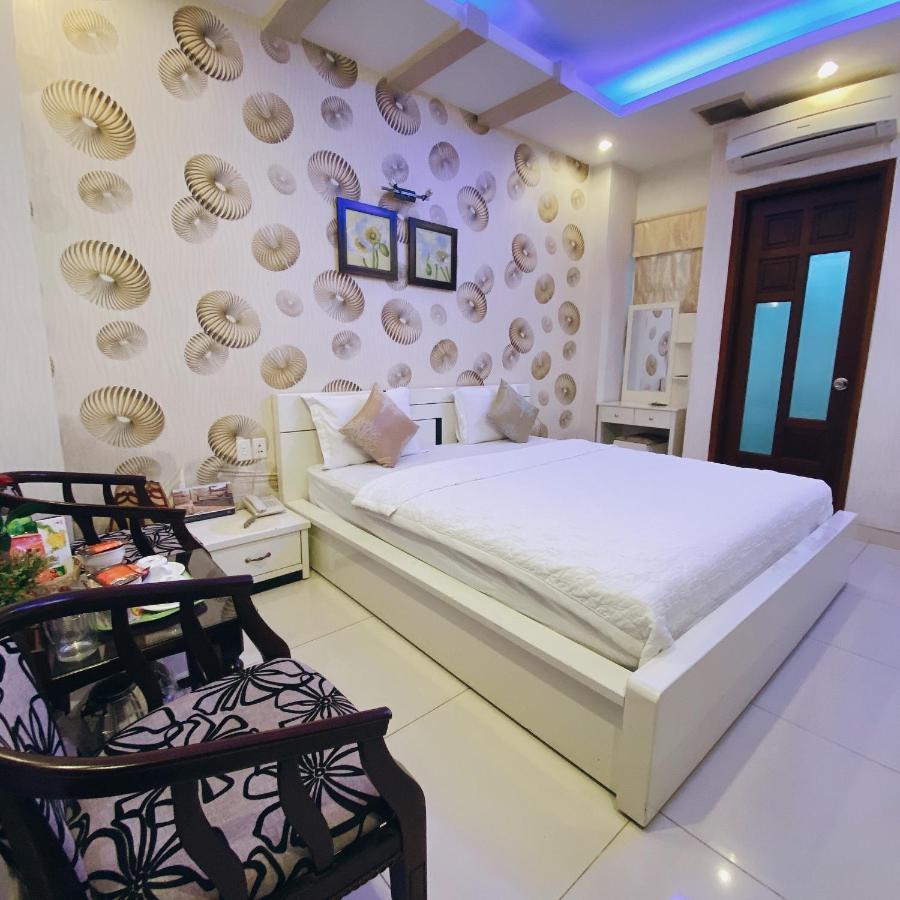 Redflower Hotel Ho Chi Minh City Exterior photo